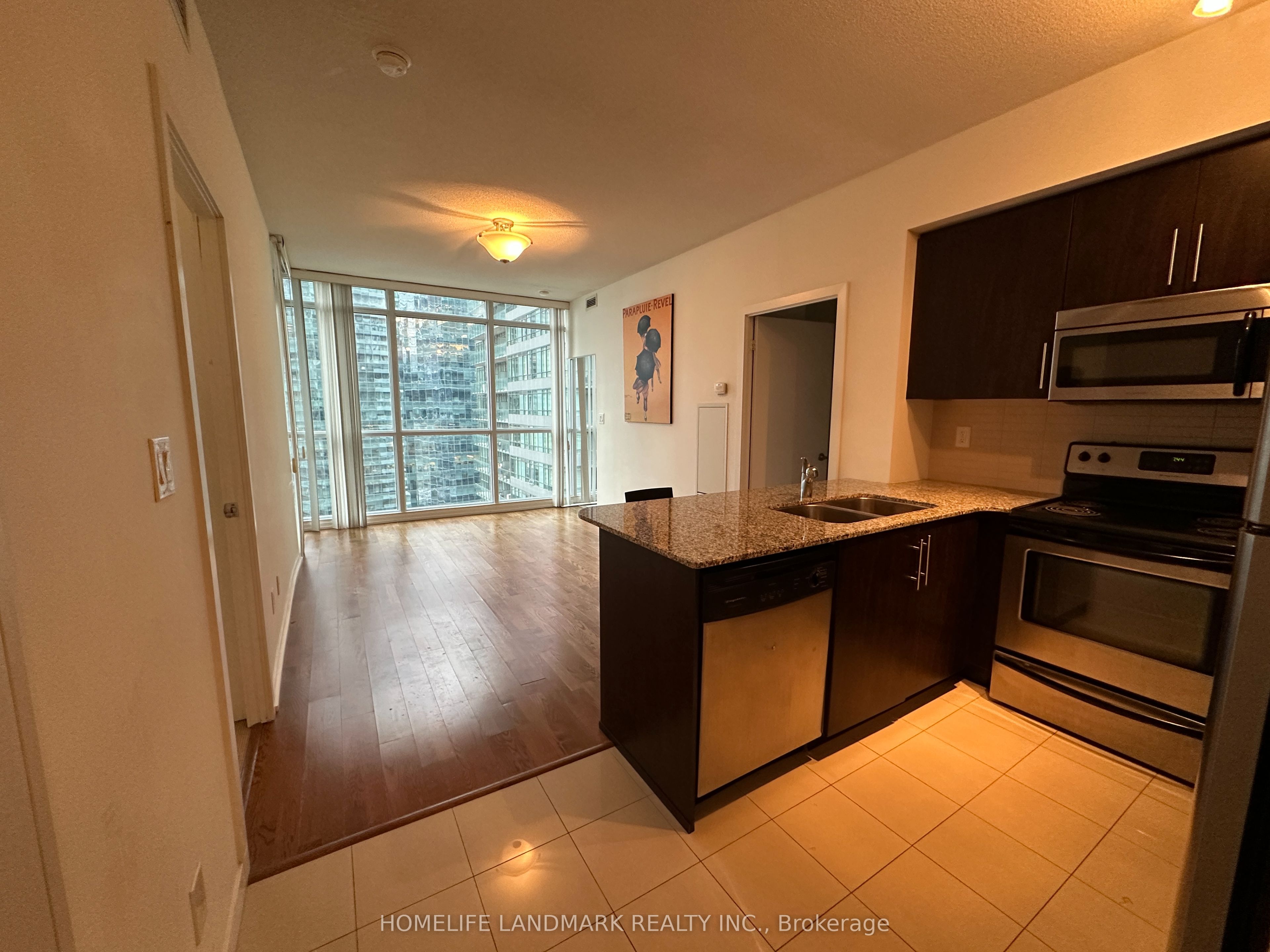 65 Bremner Boulevard 2701, Toronto, ON M5J 0A7 photo 4