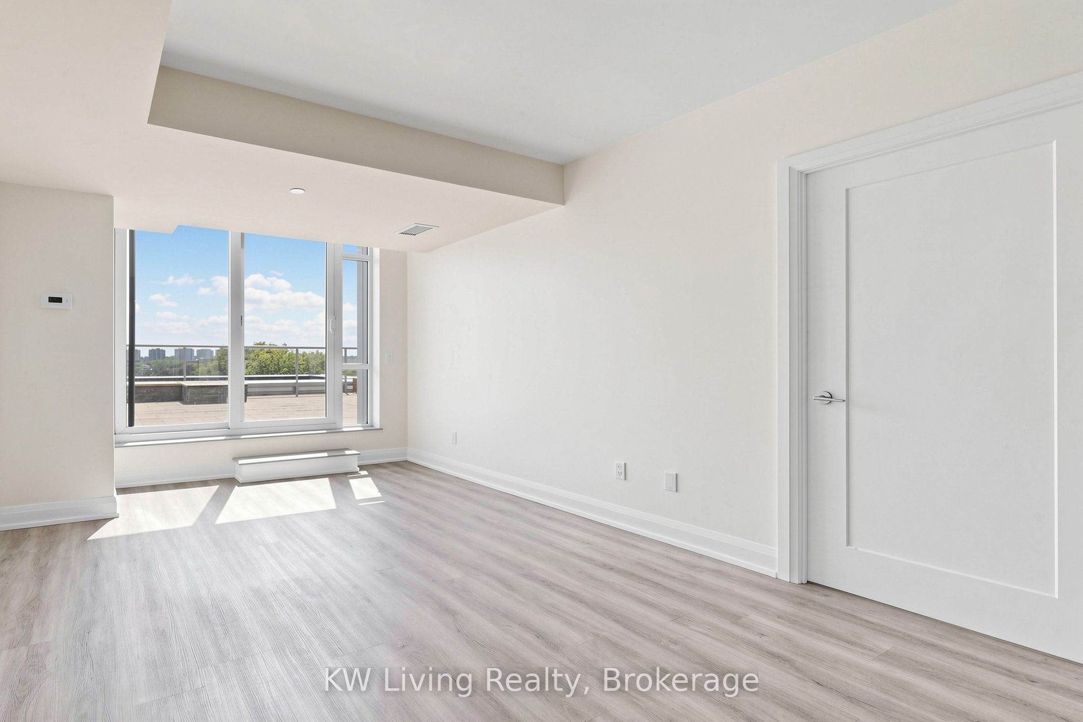 18 Graydon Hall Drive 312, Toronto, ON M3A 0A4 photo 2