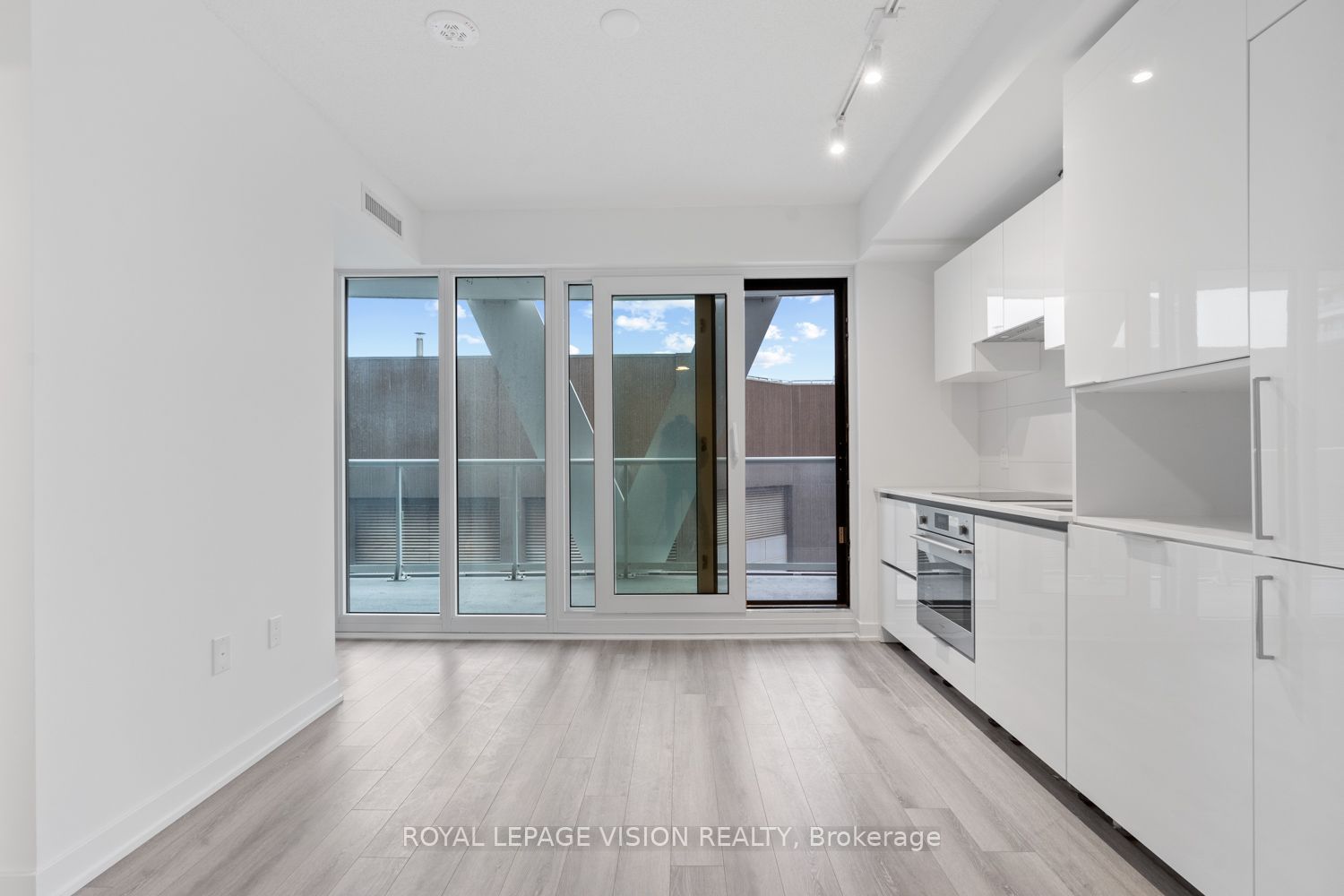 230 Simcoe Street 3113, Toronto, ON M5T 1T4 photo 4