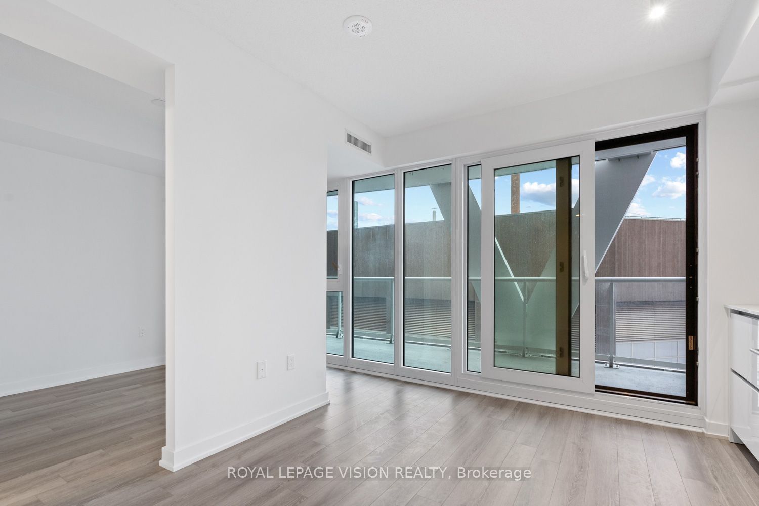 230 Simcoe Street 3113, Toronto, ON M5T 1T4 photo 5
