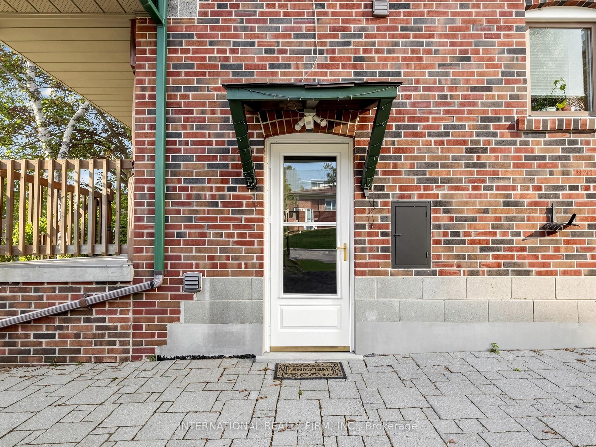 200 Burndale Avenue, Toronto, ON M2N 1T3 photo 4