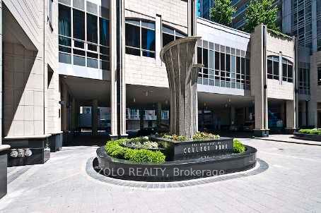 763 Bay Street 4703, Toronto, ON M5G 2R3 photo 2
