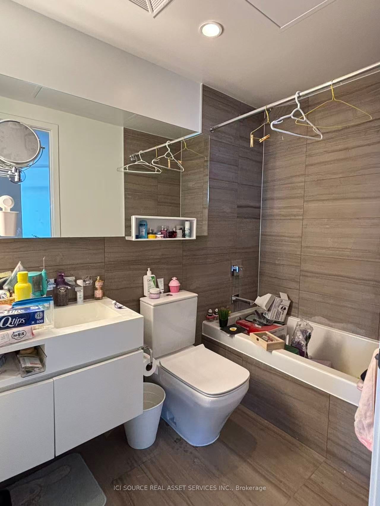 45 Charles Street E 4912, Toronto, ON M4Y 0B8 photo 4