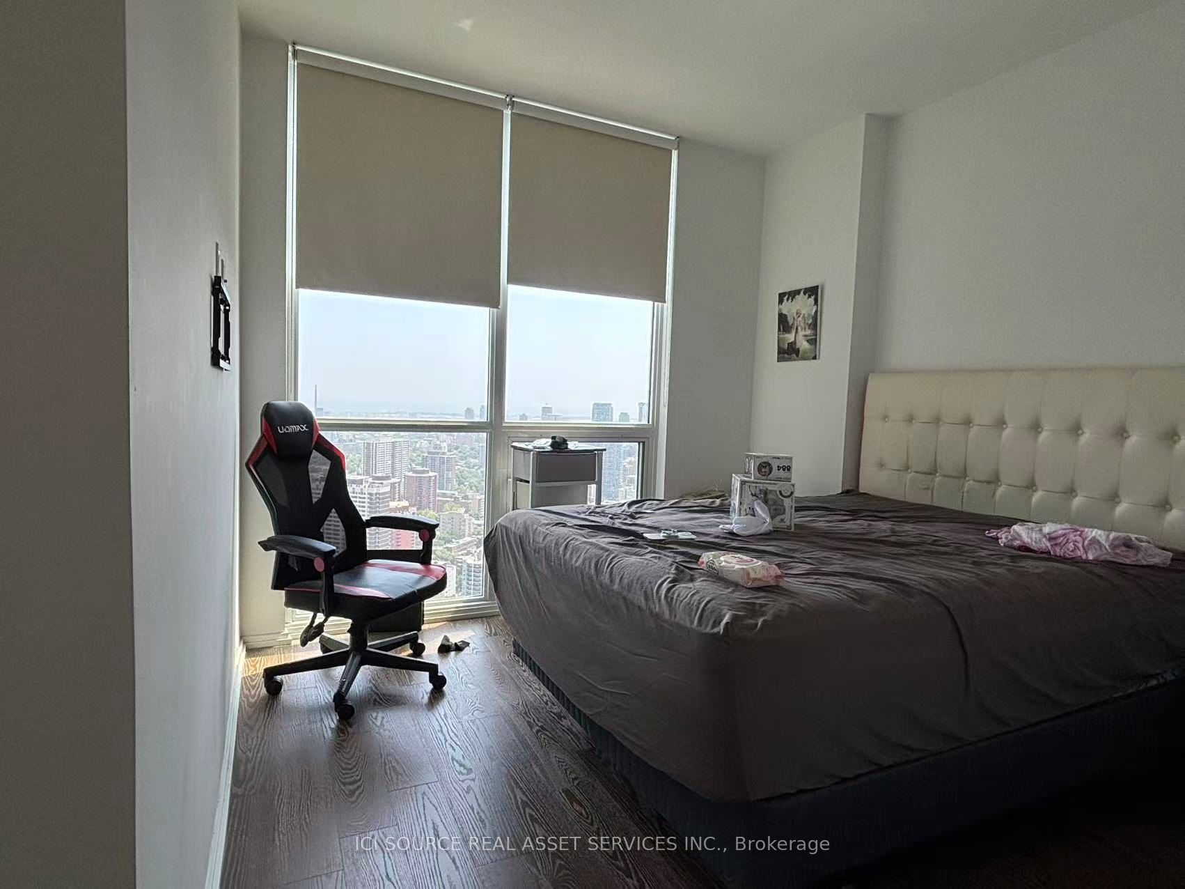 45 Charles Street E 4912, Toronto, ON M4Y 0B8 photo 5