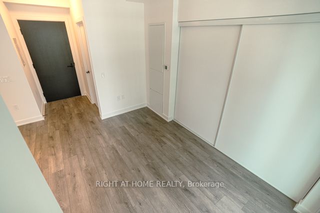 117 Broadway Avenue 3003, Toronto, ON M4P 1V3 photo 4