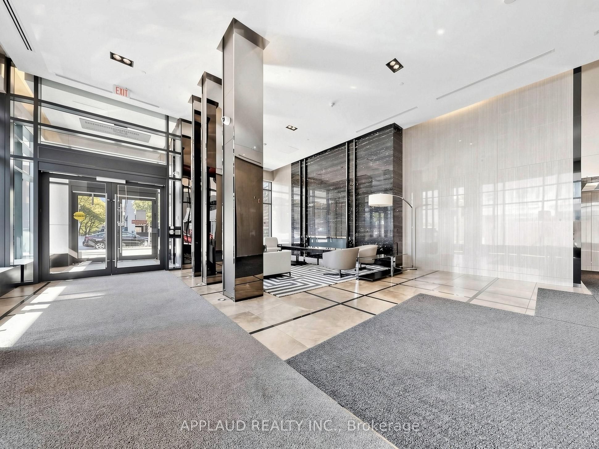 89 Dunfield Avenue 2307, Toronto, ON M4S 0A4 photo 3