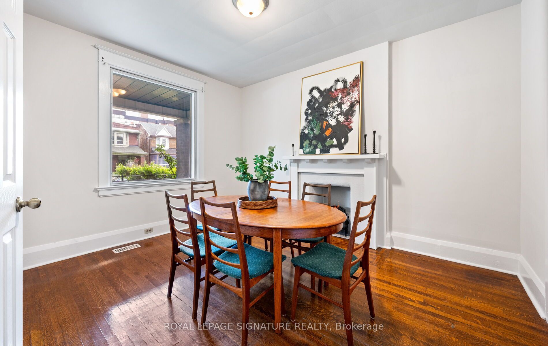 222 Melita Avenue, Toronto, ON M6G 2A2 photo 5