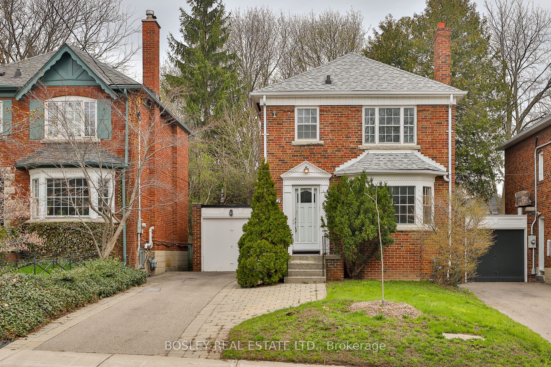 432 Broadway Avenue, Toronto, ON M4G 2R1
