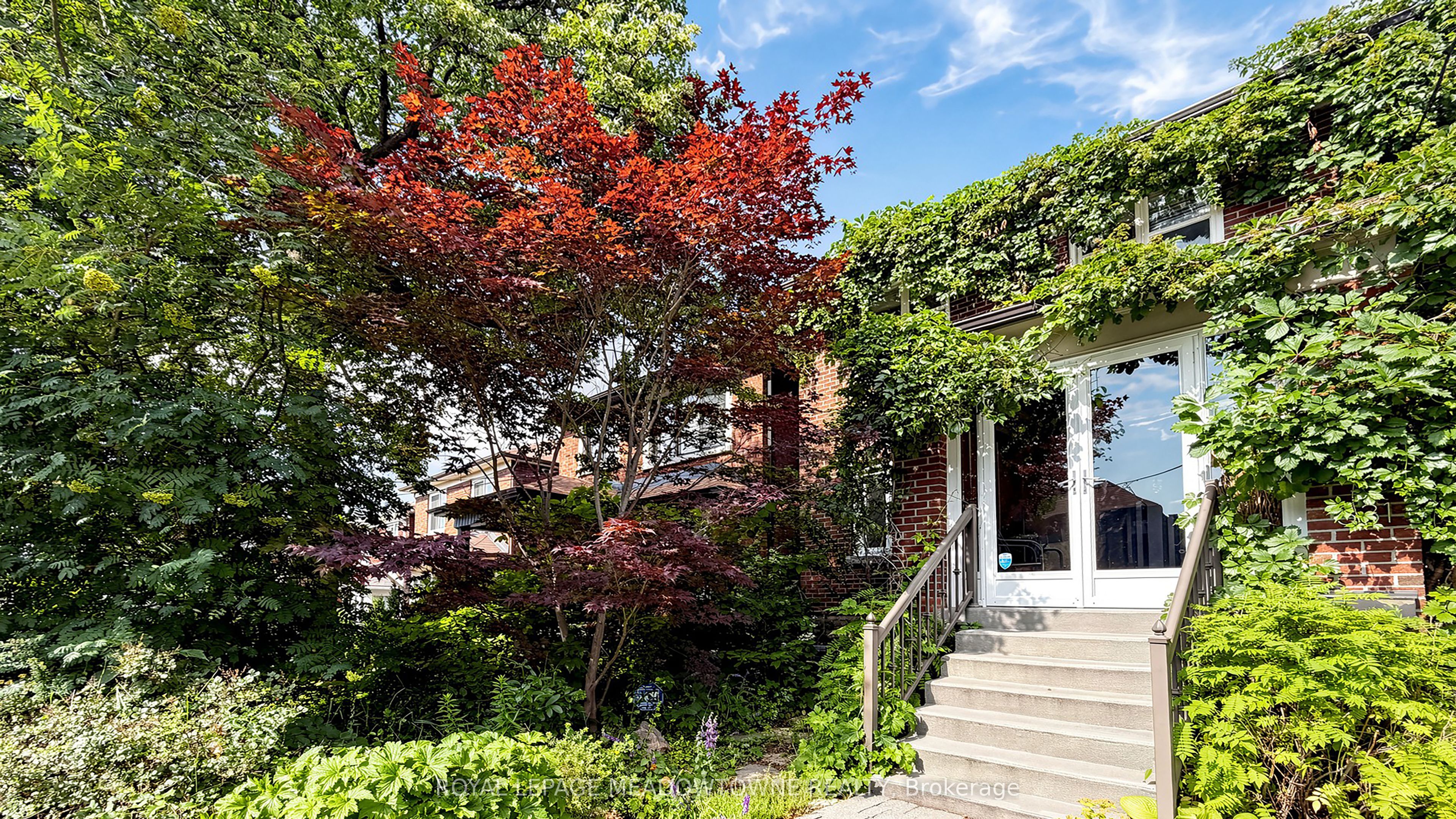 331 Glenholme Avenue, Toronto, ON M6E 3E4