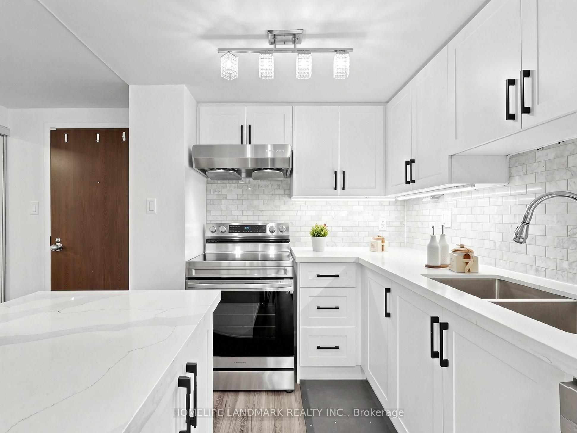 44 Gerrard Street W 1507, Toronto, ON M5G 2K2