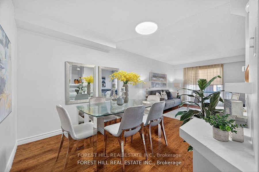 38 Carnival Court, Toronto, ON M2R 3T8