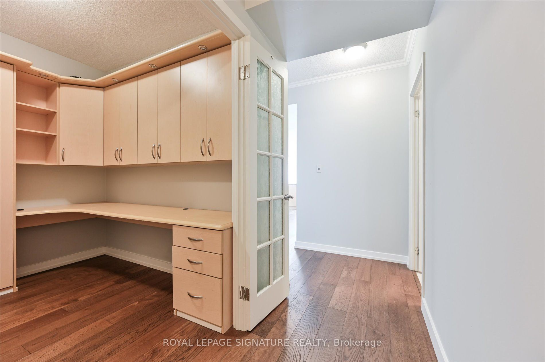 5 Mariner Terrace 1102, Toronto, ON M5V 3V6 photo 3