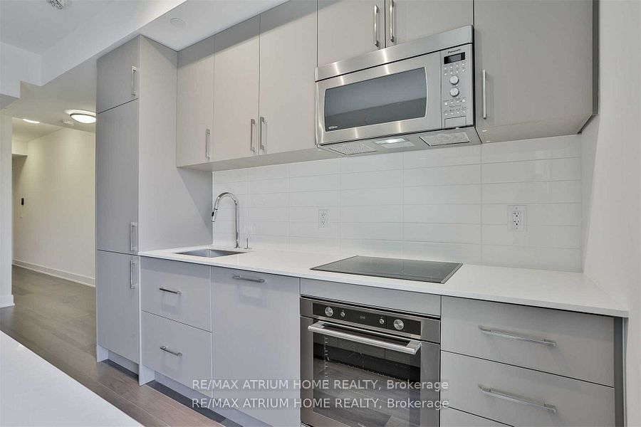 88 Cumberland Street 405, Toronto, ON M5R 1A3 photo 4