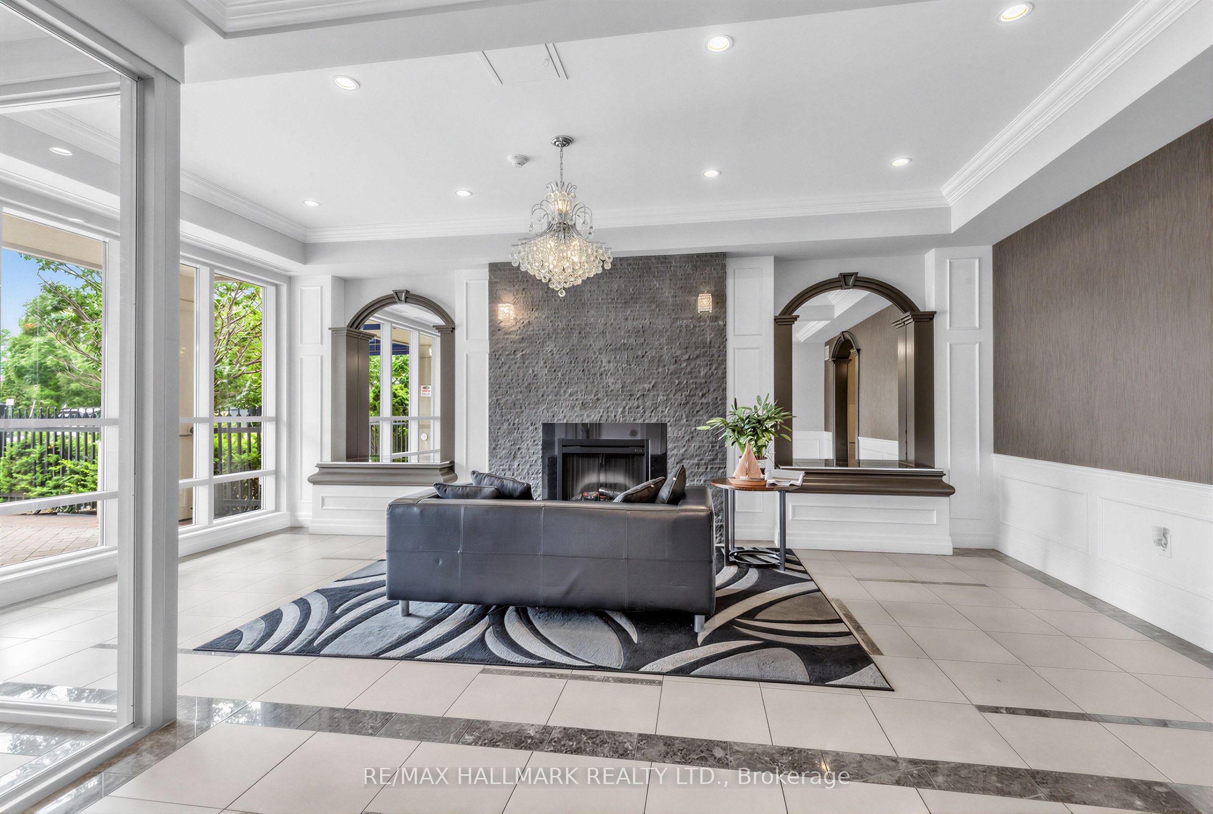 777 Steeles Avenue W LPH3, Toronto, ON M2R 3Y4 photo 2