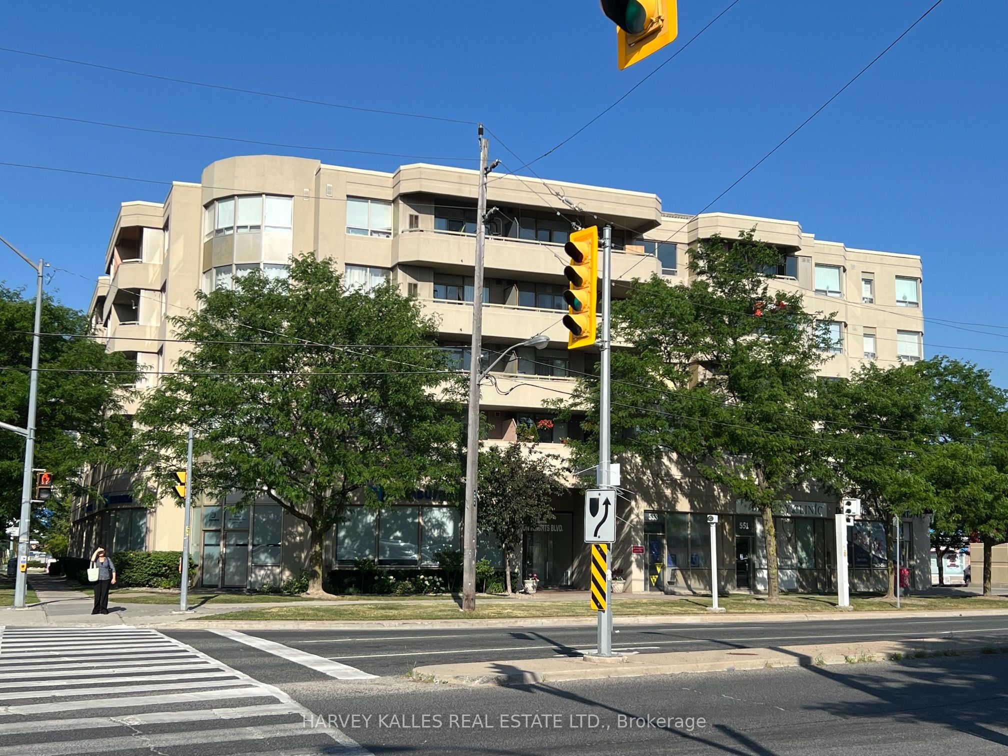 555 Wilson Heights Boulevard 410, Toronto, ON M3H 6B5