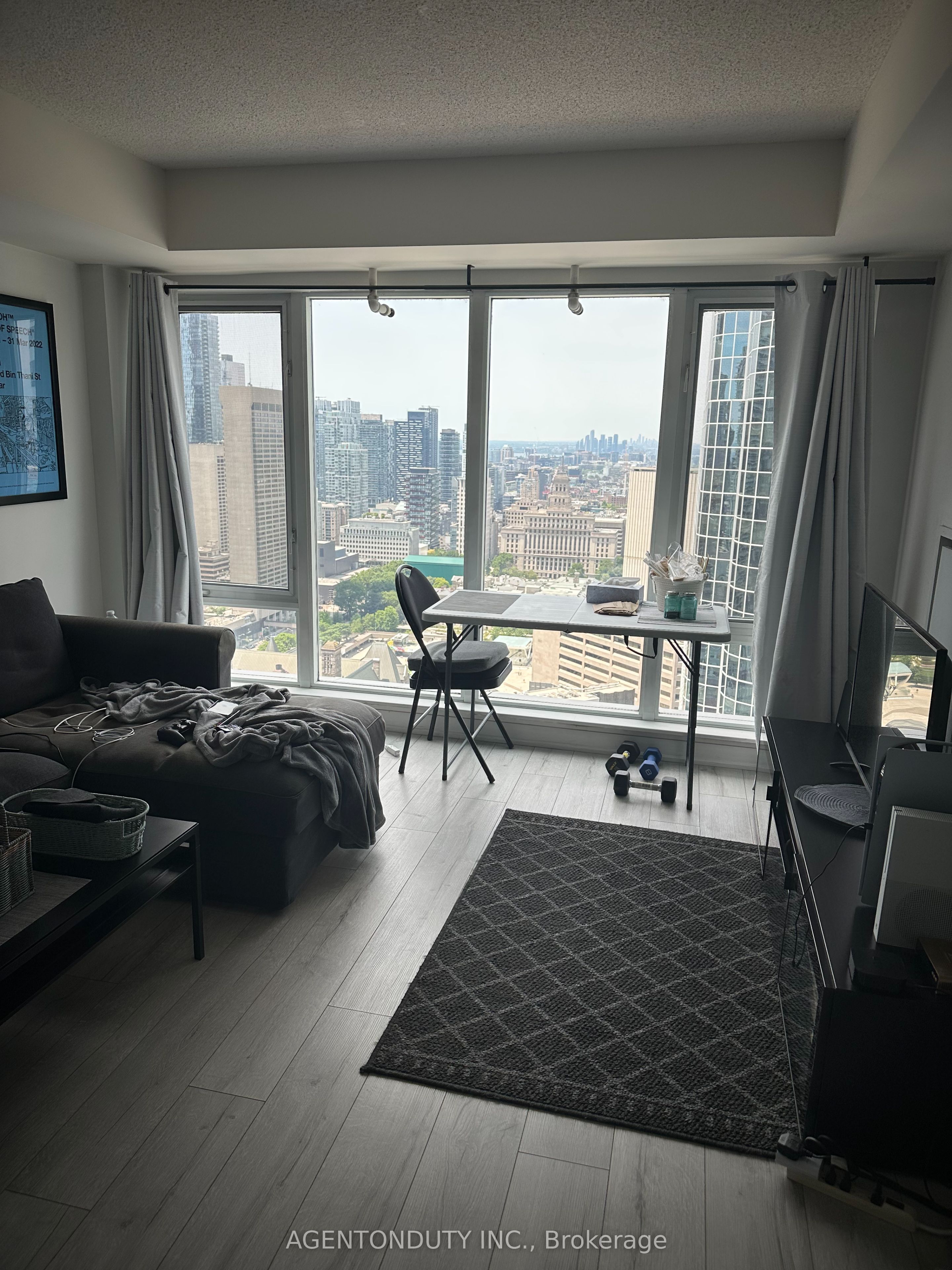 210 Victoria Street 4009, Toronto, ON M5B 2R3 photo 4