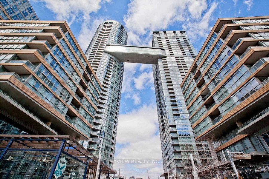 15 Iceboat Terrace 3510, Toronto, ON M5V 4A5