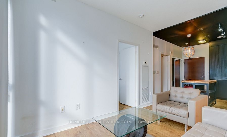 15 Iceboat Terrace 3510, Toronto, ON M5V 4A5 photo 5