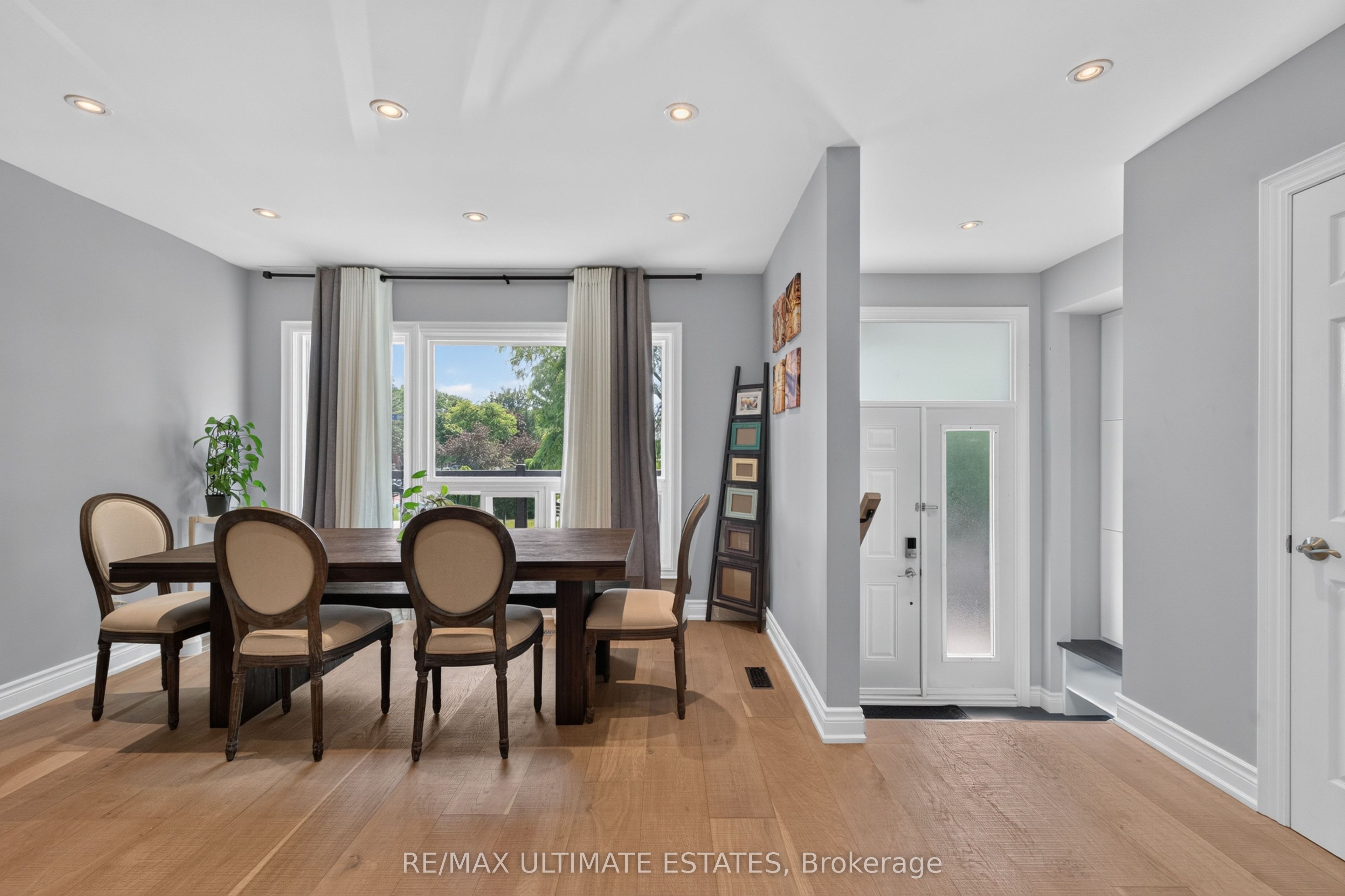325 Goldenwood Road, Toronto, ON M2M 2Z4 photo 4