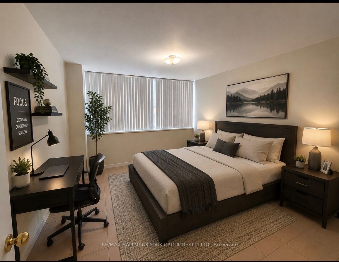 105 Raglan Avenue 101, Toronto, ON M6C 2K7 photo 4