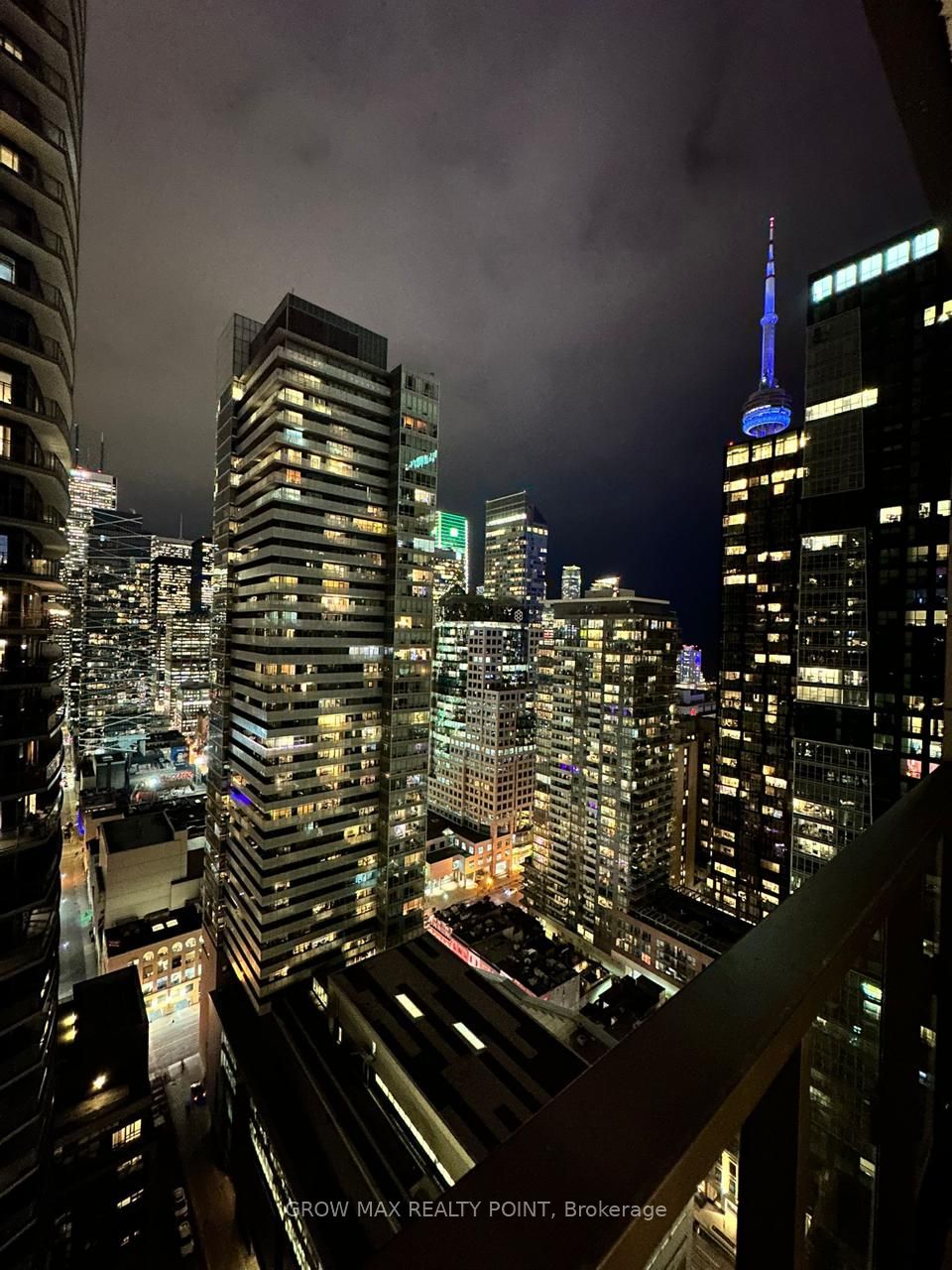 8 Widmer Street NW 3409, Toronto, ON M5V 0W6