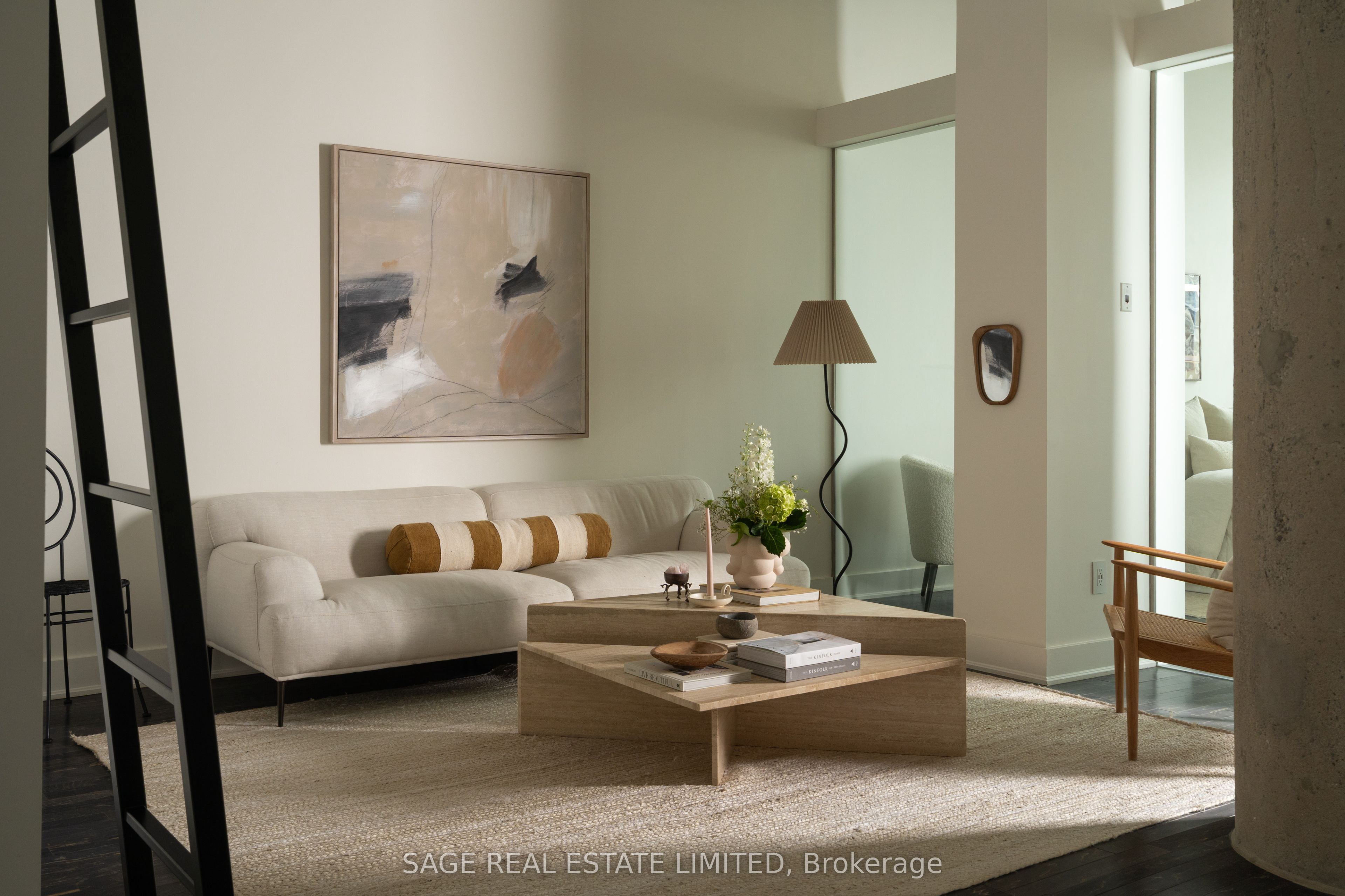 637 Lake Shore Boulevard W 318, Toronto, ON M5V 3J6 photo 3