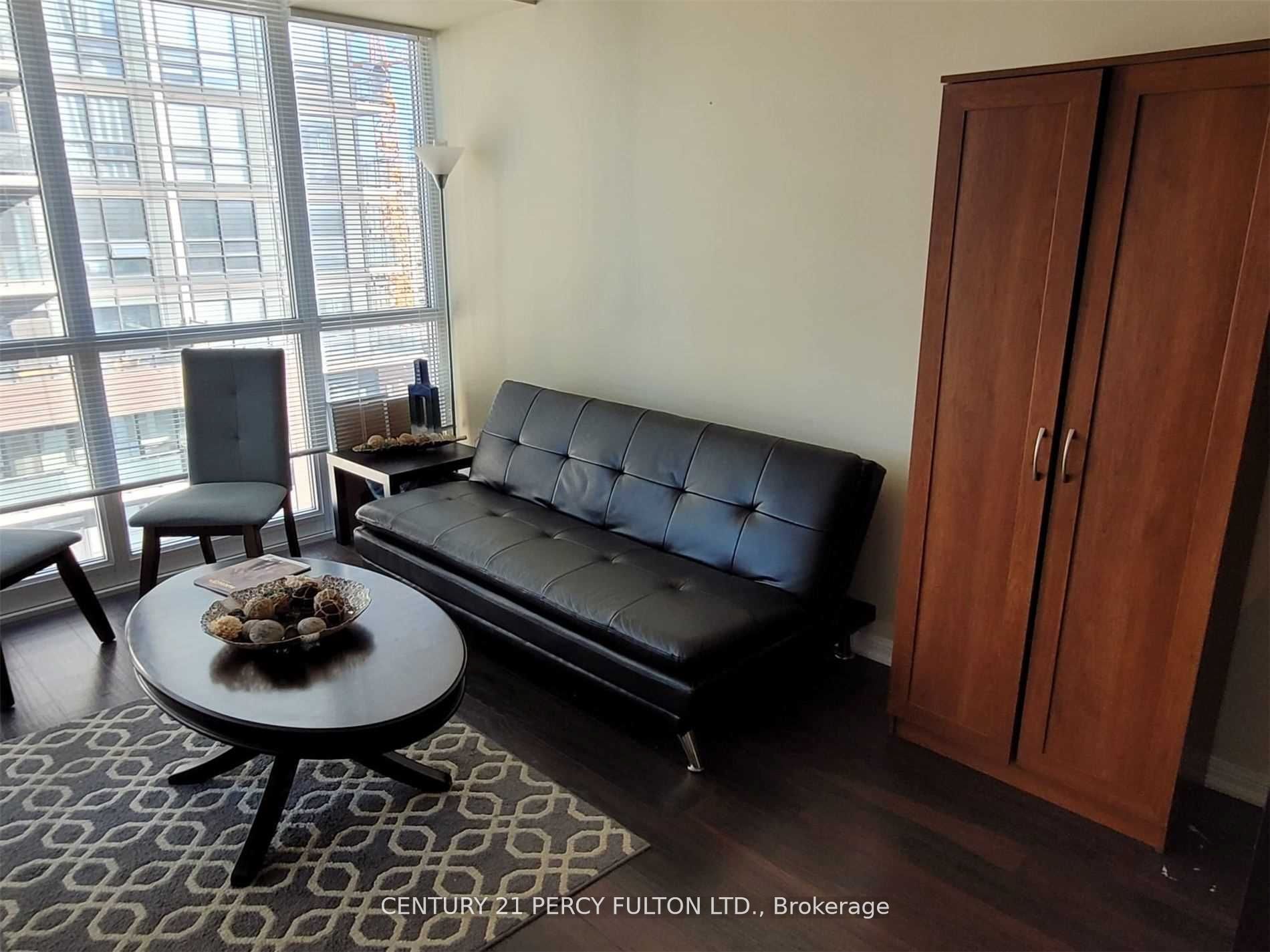 400 Adelaide Street E 1202, Toronto, ON M5A 4S3 photo 5