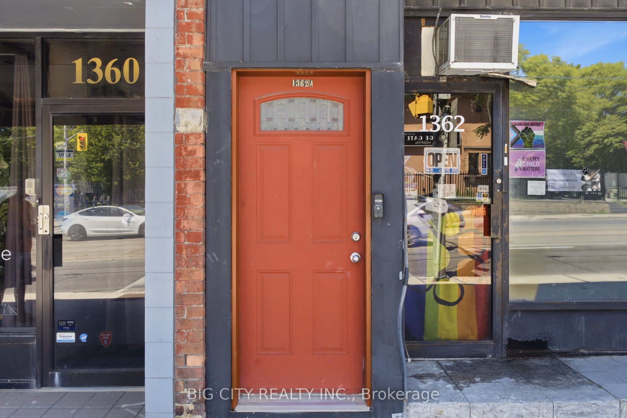 1362 Bathurst Street Upper, Toronto, ON M5R 3H7 photo 5