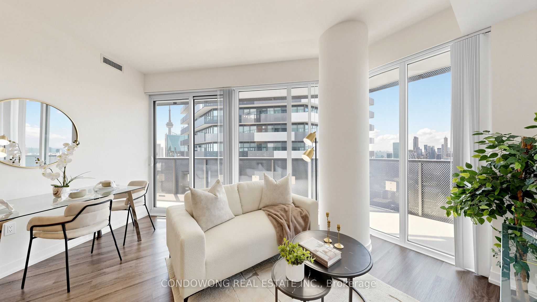 138 Downes Street 6212, Toronto, ON M5E 0E4 photo 2