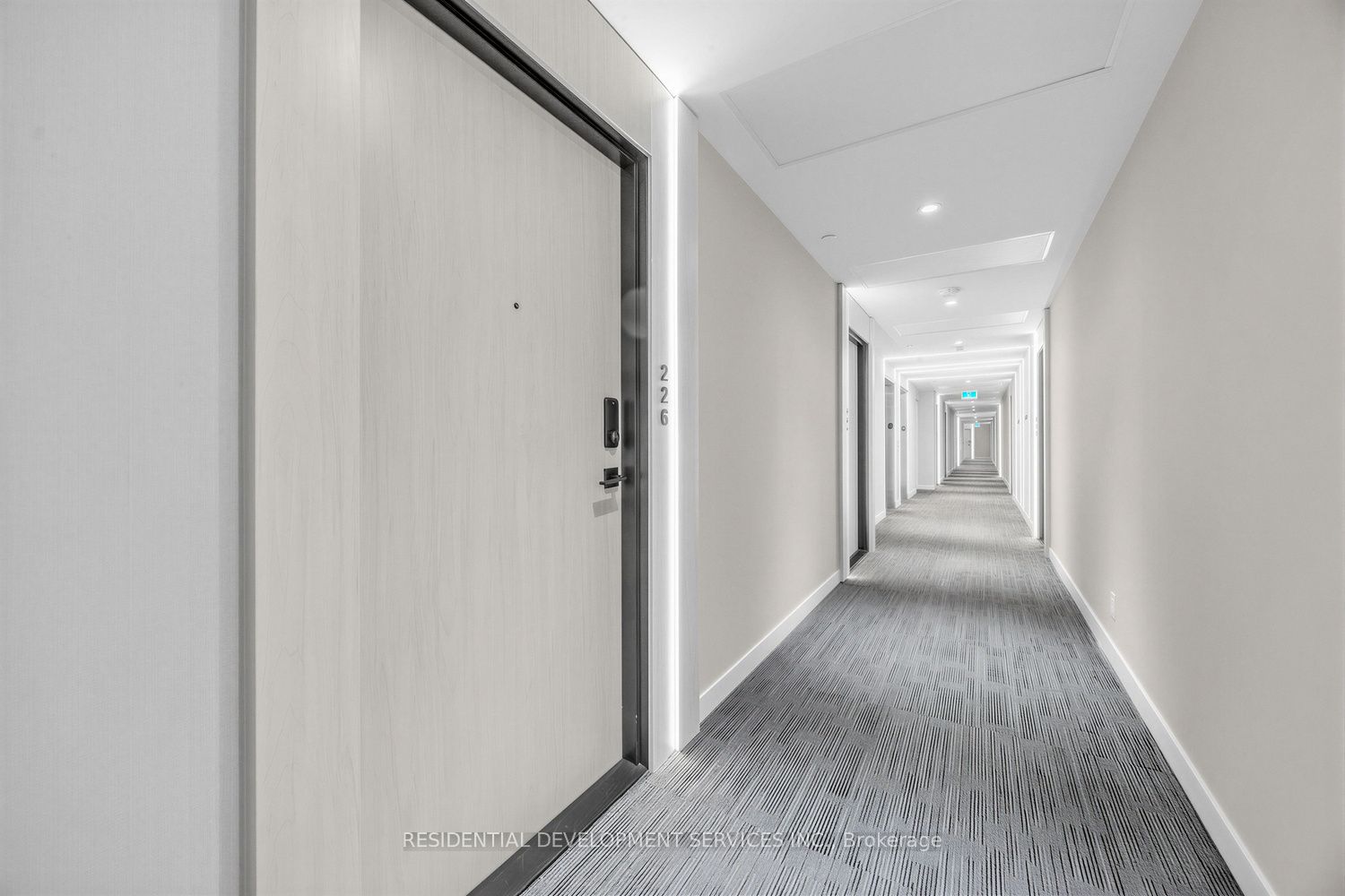 699 Sheppard Avenue E 226, Toronto, ON M2K 0J5 photo 2