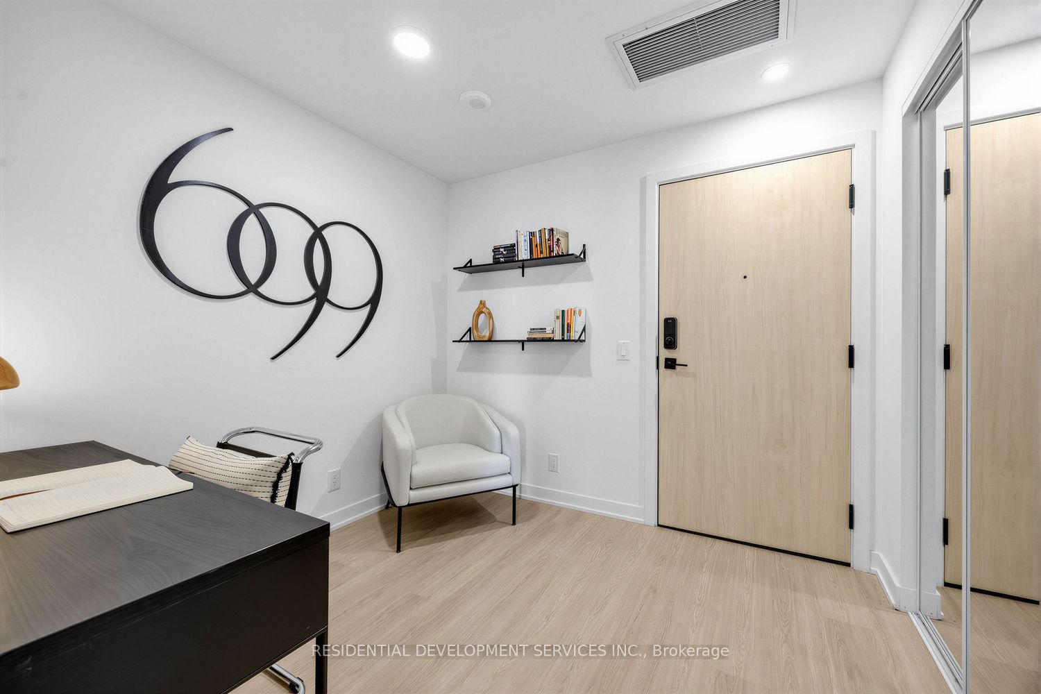 699 Sheppard Avenue E 226, Toronto, ON M2K 0J5 photo 3