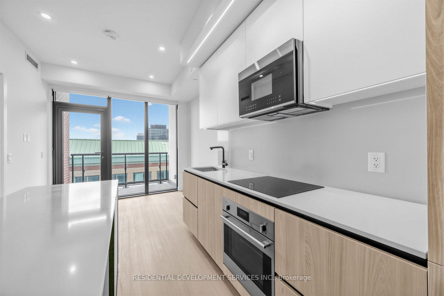 699 Sheppard Avenue E 505, Toronto, ON M2K 0J5 photo 5