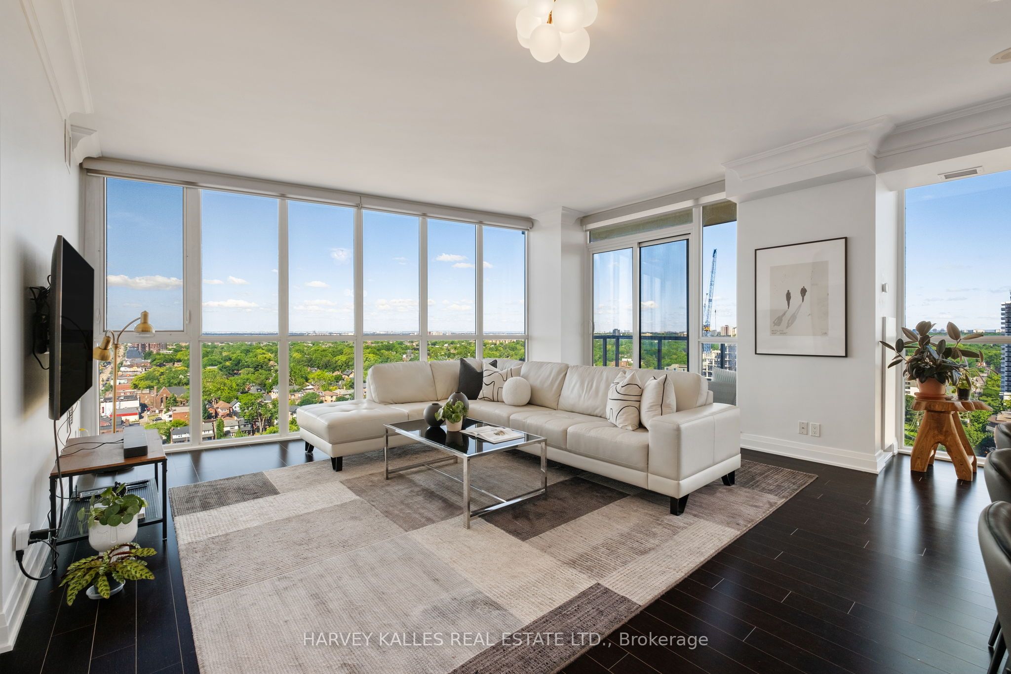 530 St Clair Avenue W 1602, Toronto, ON M6C 0A2 photo 3
