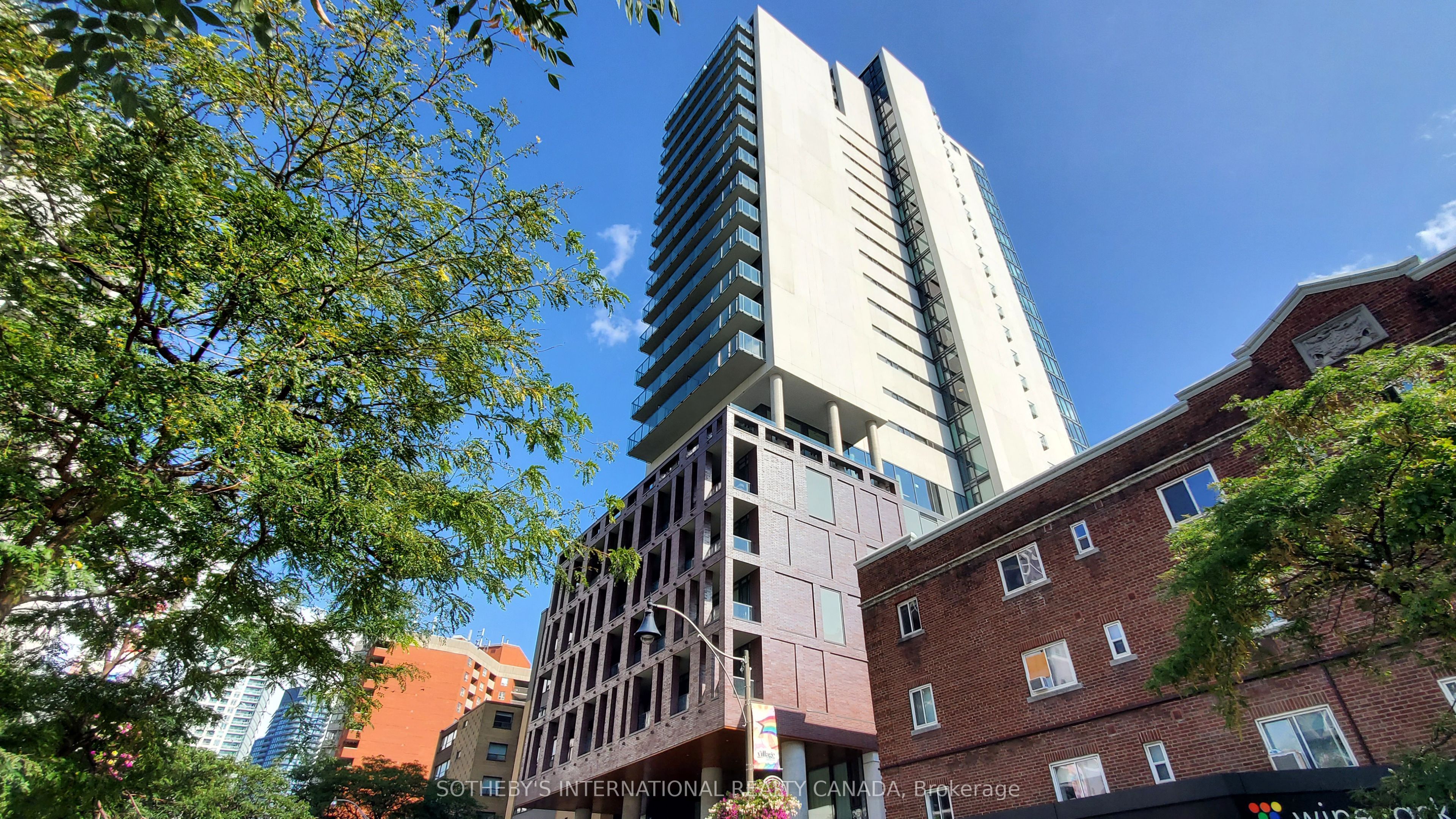 81 Wellesley Street E 305, Toronto, ON M4Y 0C5