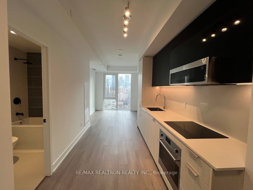 308 Jarvis Street 1202, Toronto, ON M5B 0E3