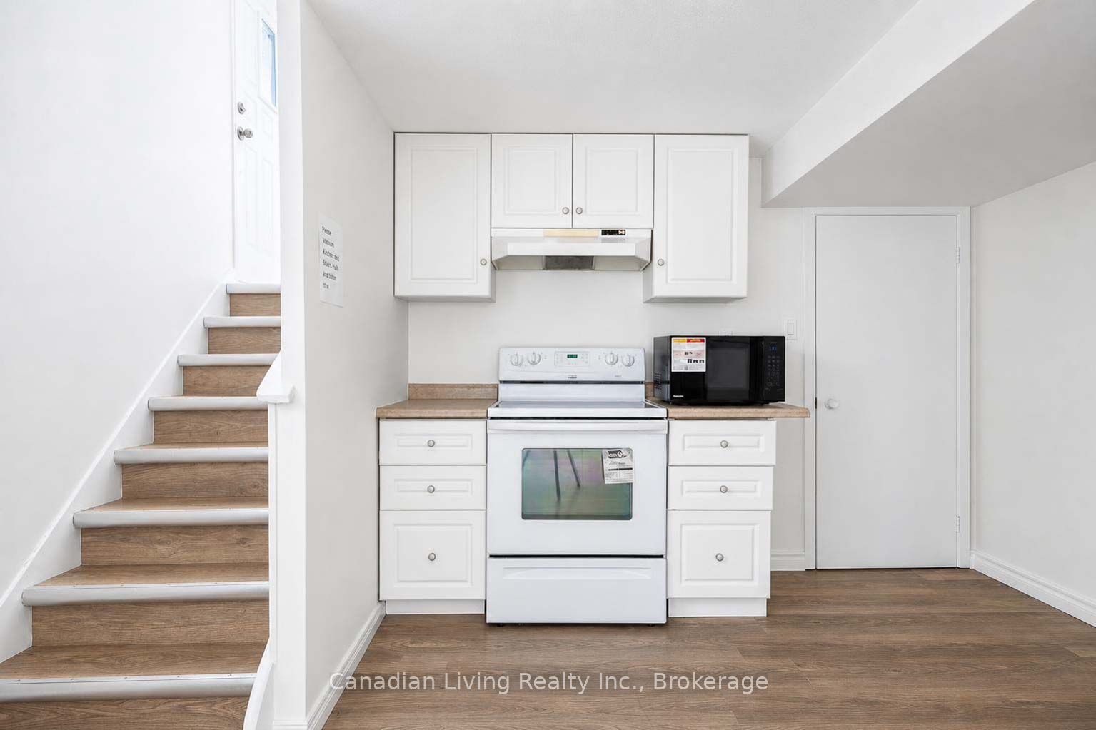 39 Silverview Drive, Toronto, ON M2M 2B5 photo 5