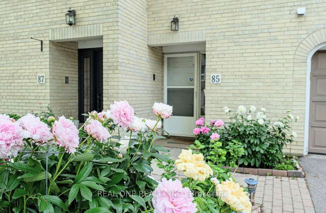85 Scenic Mill Way, Toronto, ON M2L 1S9 photo 3
