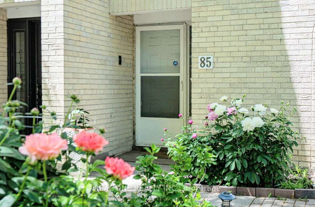 85 Scenic Mill Way, Toronto, ON M2L 1S9 photo 4