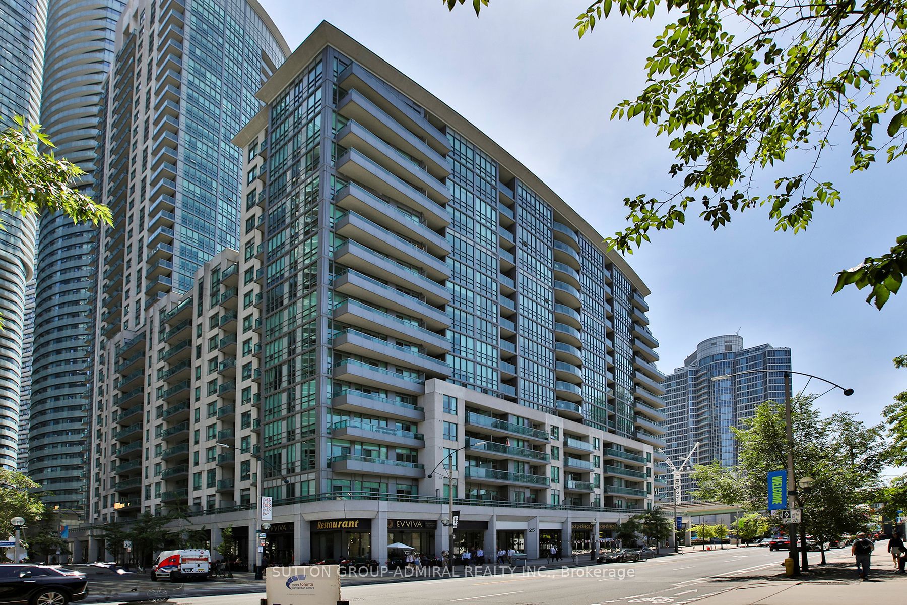 25 Lower Simcoe Street 1017, Toronto, ON M5J 3A1