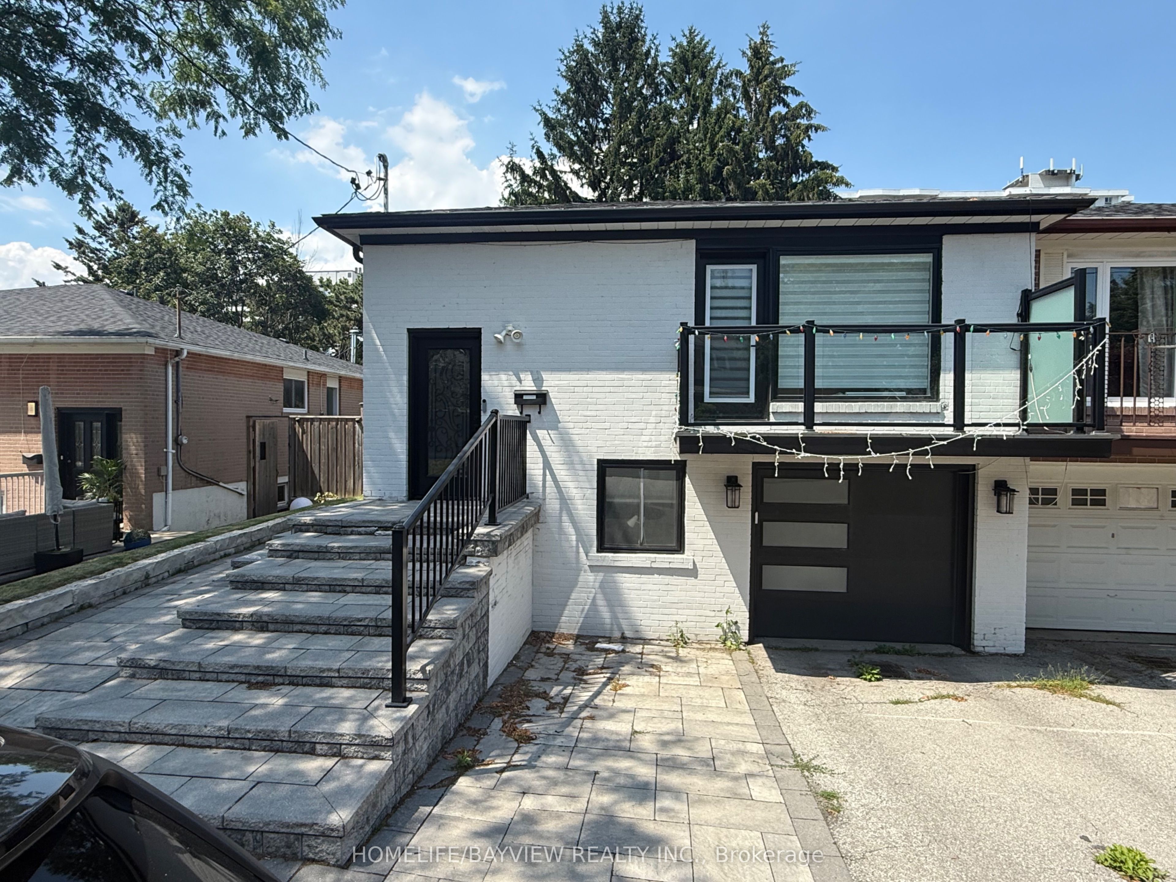 68 Knighton Drive, Toronto, ON M4A 1W2