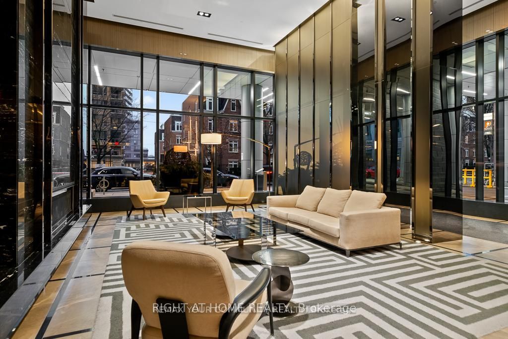 98 Lillian Street # 916, Toronto, ON M4S 0A5 photo 2