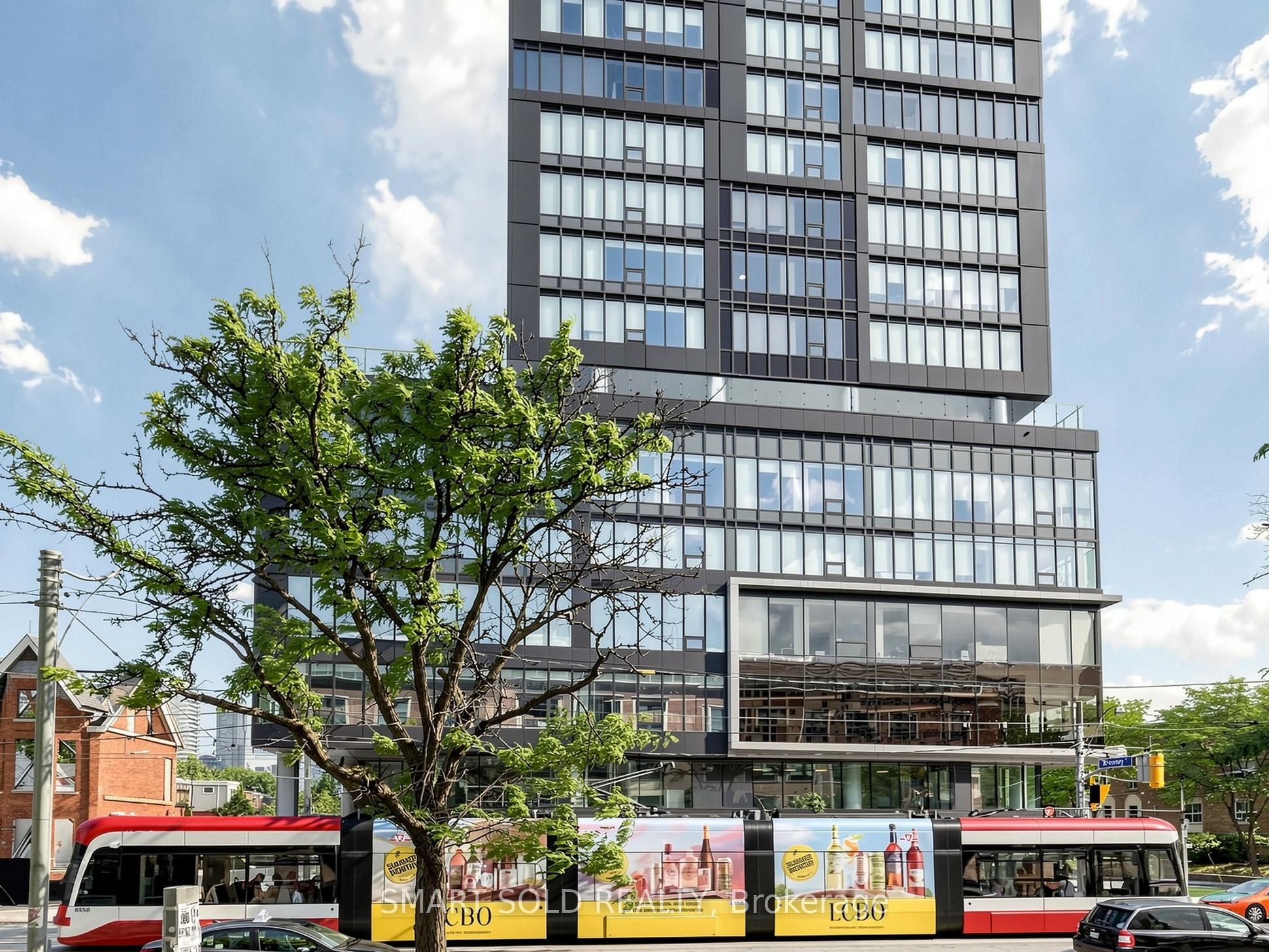 203 College Street 1405, Toronto, ON M5T 0C8 photo 3