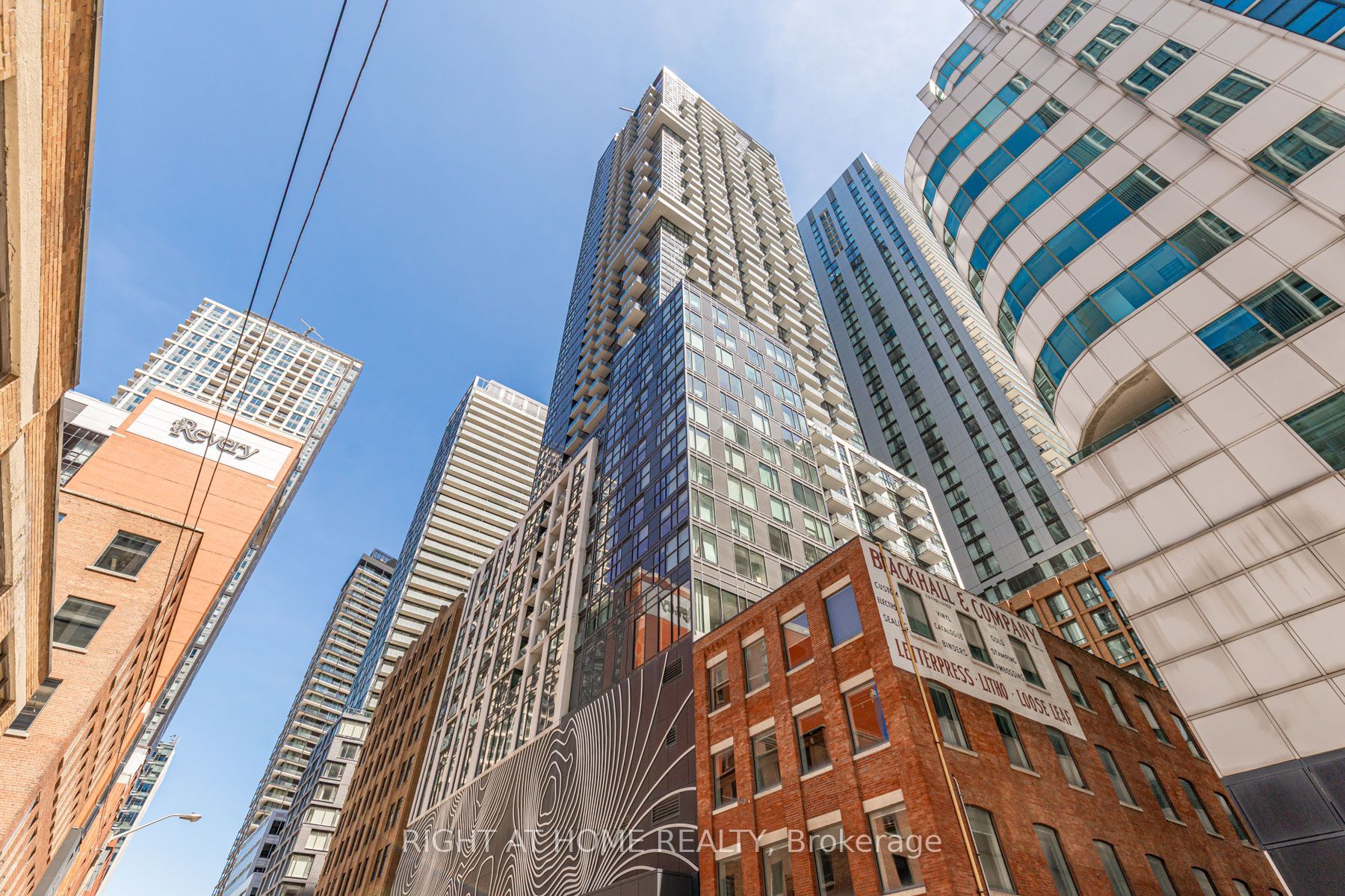 87 Peter Street Ph209, Toronto, ON M5V 0P1 photo 2