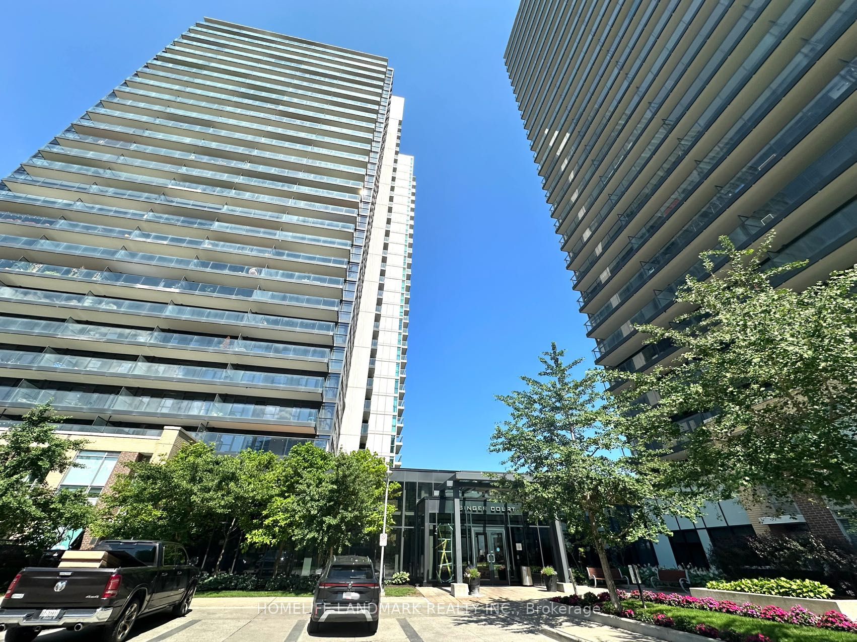 29 Singer Court 703, Toronto, ON M2K 0B3 photo 3