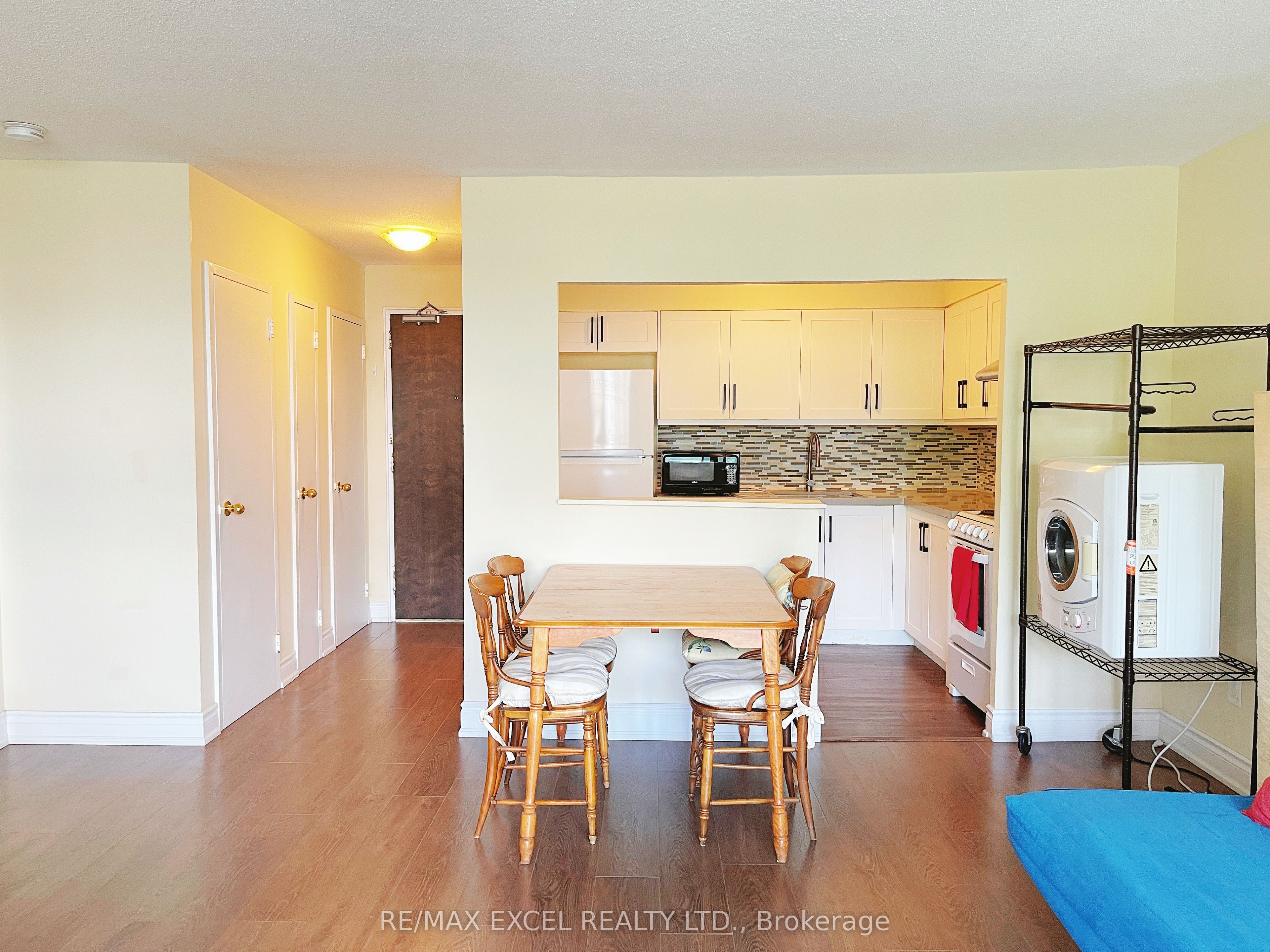 5949 Yonge Street 307, Toronto, ON M2M 3V8 photo 5