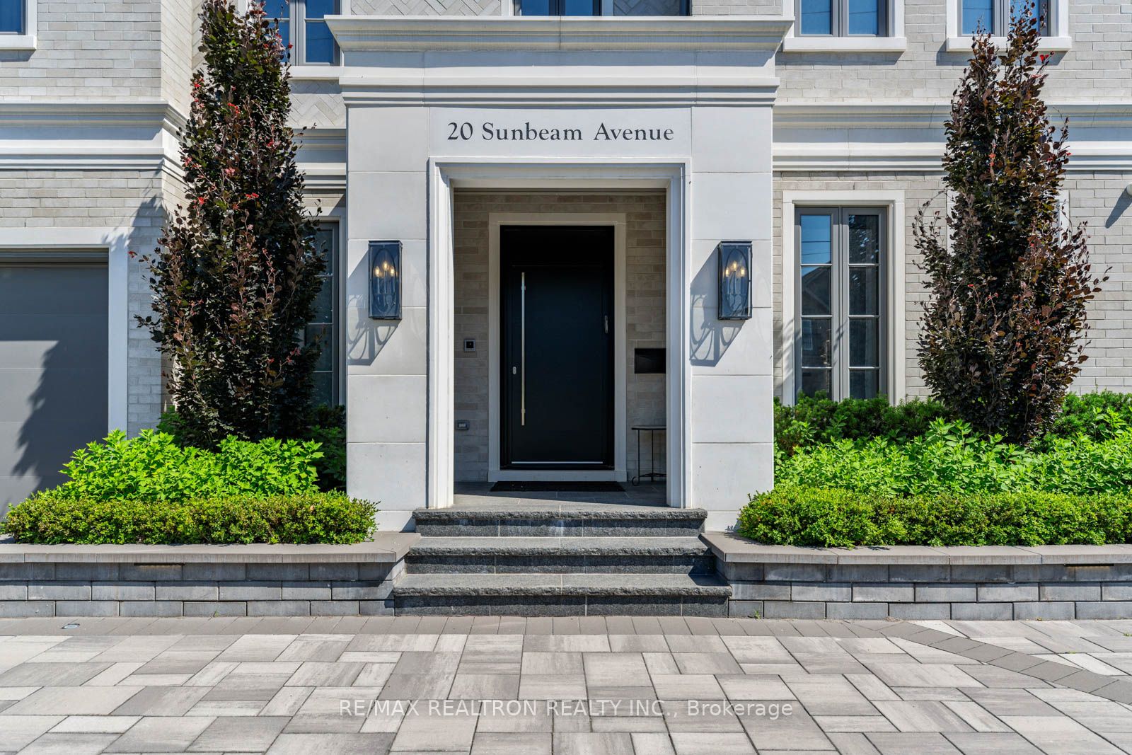 20 Sunbeam Avenue, Toronto, ON M3H 1W7 photo 3