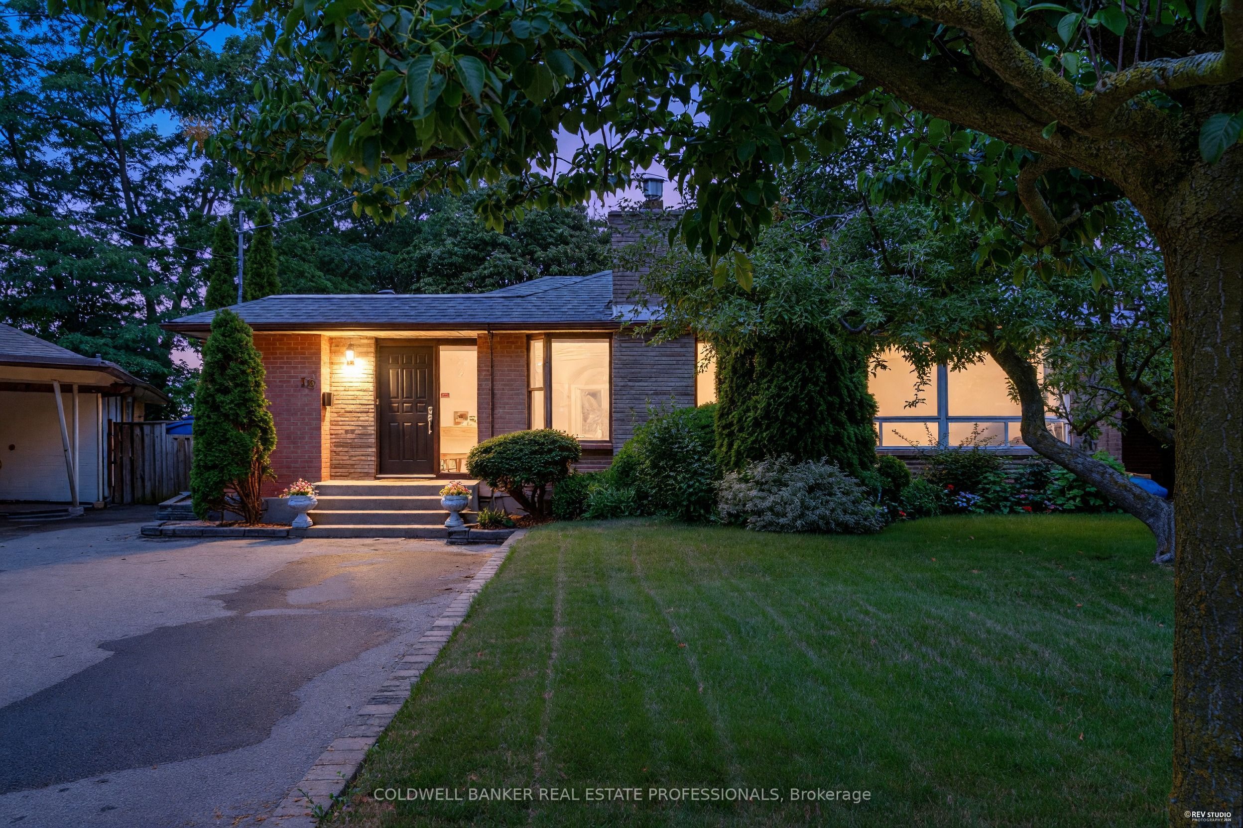 18 Tuna Court, Toronto, ON M3A 3L1 photo 3