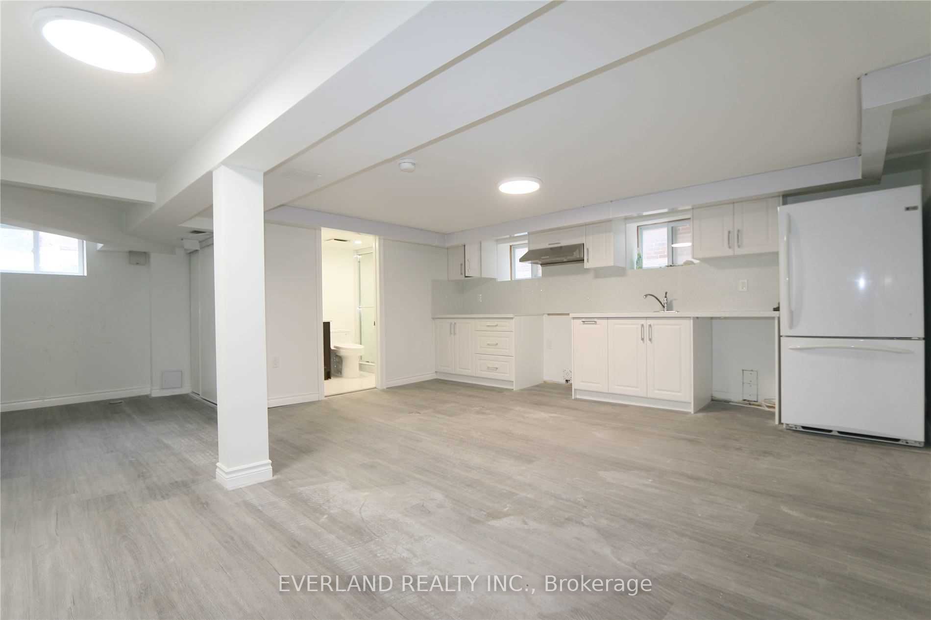 1751 Bayview Avenue Unit A, Toronto, ON M4G 3C5 photo 2