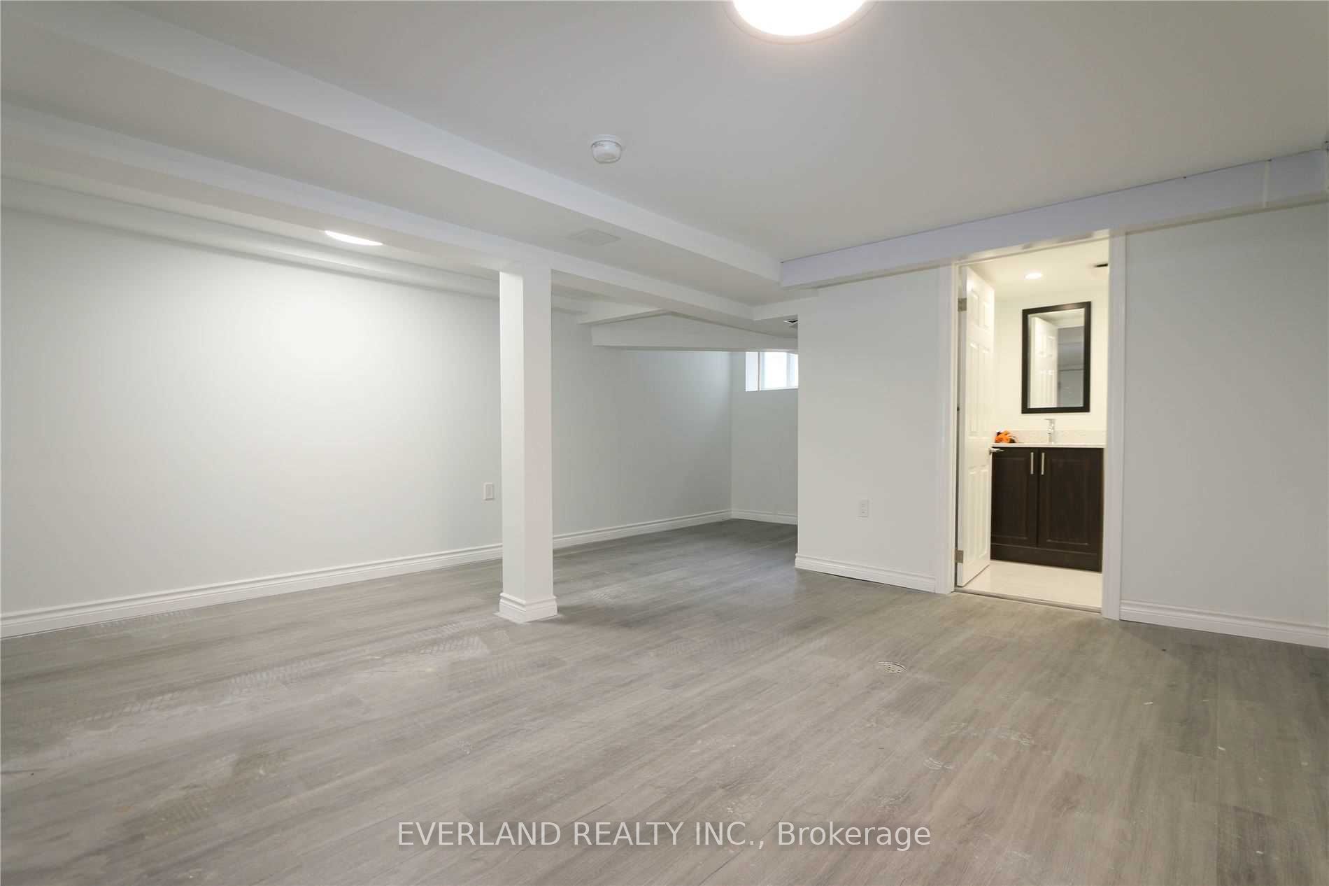1751 Bayview Avenue Unit A, Toronto, ON M4G 3C5 photo 4