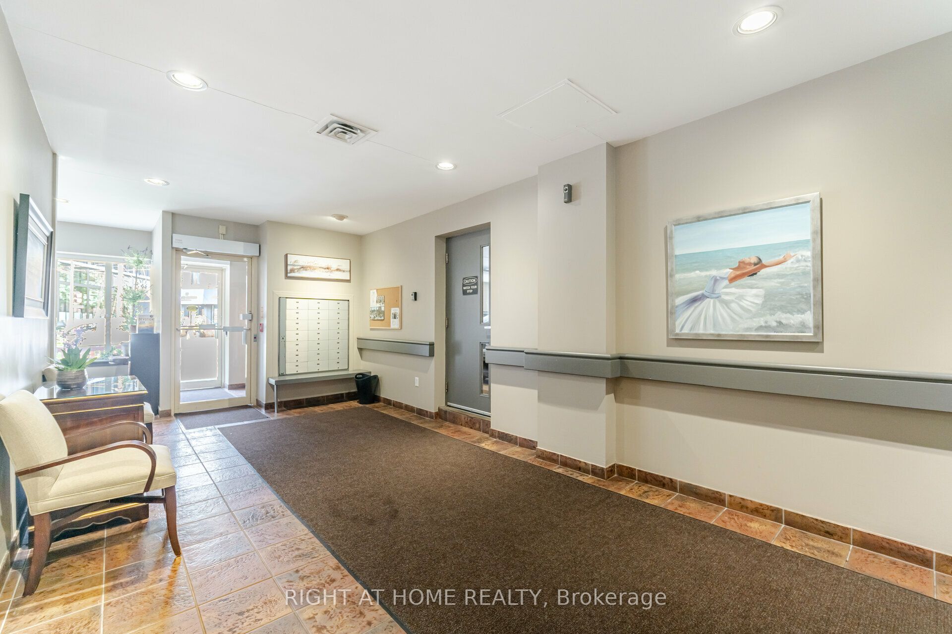 1387 Bayview Avenue 306, Toronto, ON M4G 3A5 photo 4